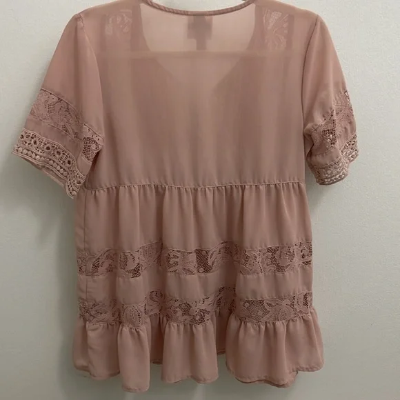 Knox Rose Blush Lace Blouse Size Small Oversized EUC Like New - Picture 3 of 7